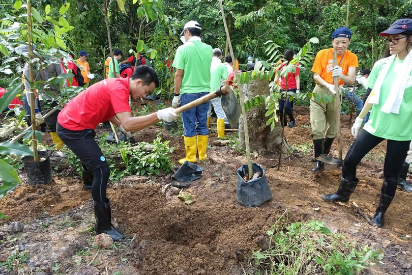 Tree Planting with Bishan Home for the Intellectually Disabled